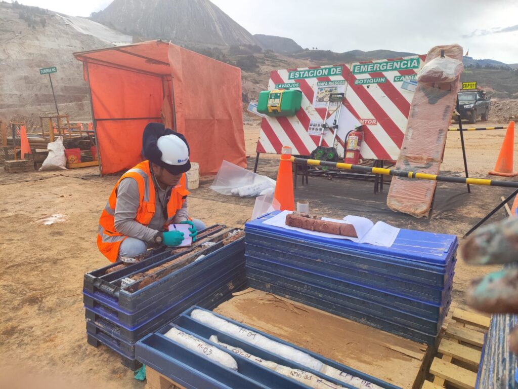 Nosotros whatsapp image 2026 03 01 at 10.44.08